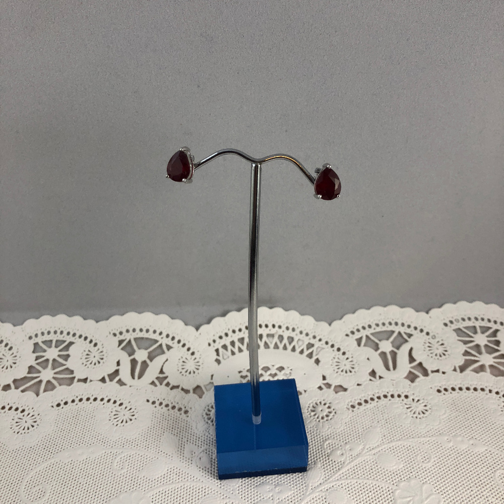 Extra Nice Pear Cut 9x7mm Ruby 925 Silver Earrings